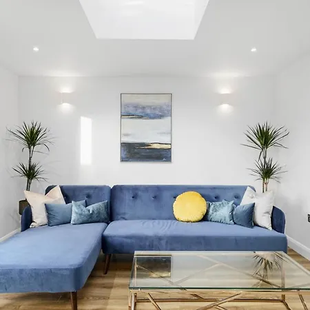 Modern Bungalow In Maidstone Sleeps 5 With Free Parking Exterior photo